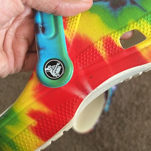 Crocs Colorful Tie-Dye Clogs - Picture 11 of 12